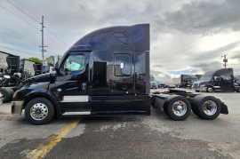 2022 Freightliner Cascadia 