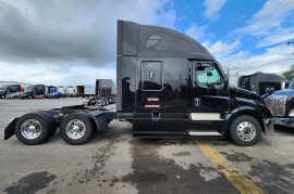 2022 Freightliner Cascadia 